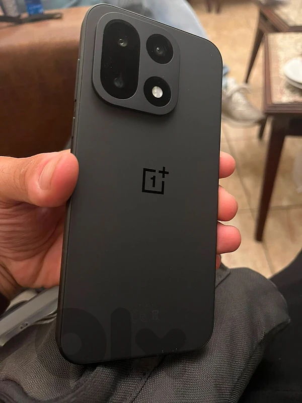 OnePlus 15 Global