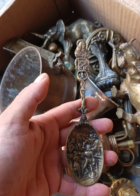 شروة نحاس .. قطع رائعة بسعر مغري