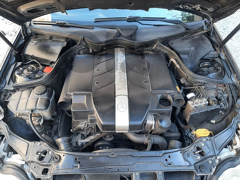 مرسيدس بنز آخر 2002 c320