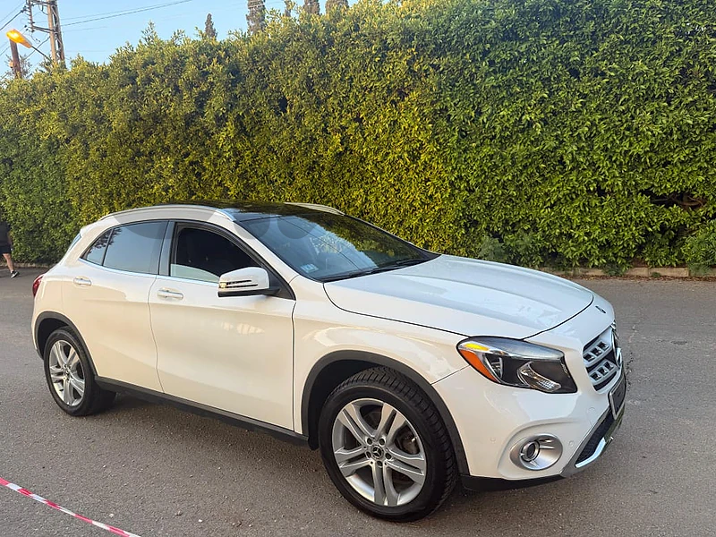 GLA-Class 250,4matic.2018,93000mile only بوية شركة بالكامل