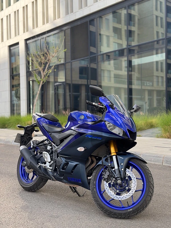 Yamaha YZF-R 25 2023
