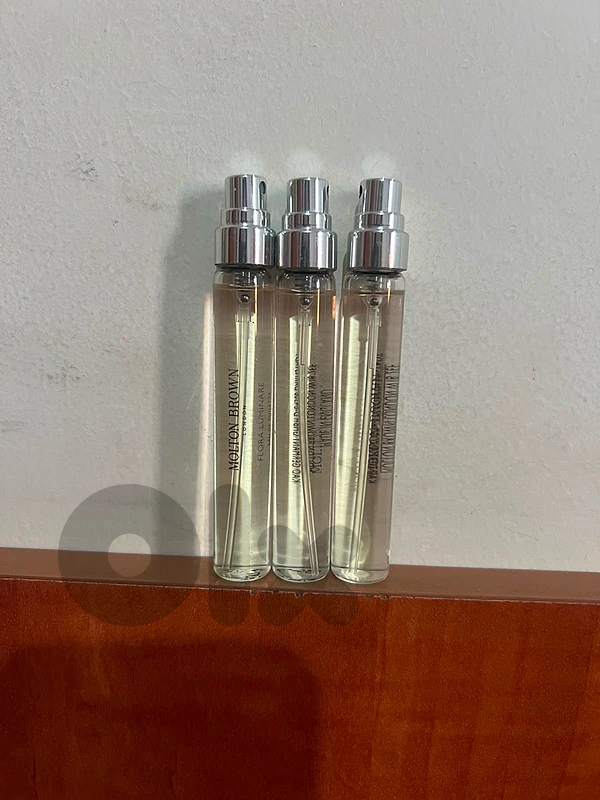 Molton brown flora luminara