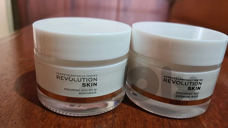 Hyalineonic acid spf 30 day mask