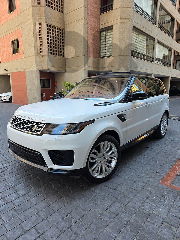 2019 Range Rover Sport HSE V6 (Super Clean - Original Paint)