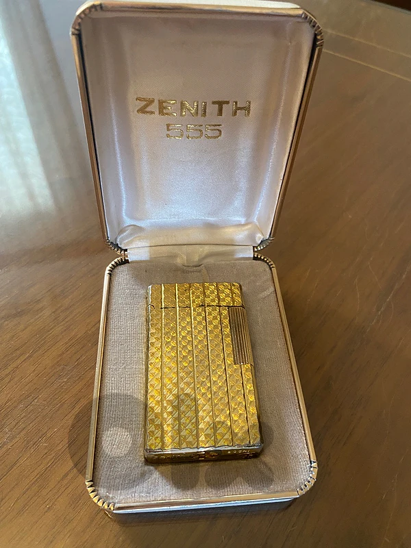 Zenith 555 vintage lighter