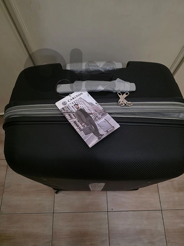 carlton luggage 30 to 35 kg