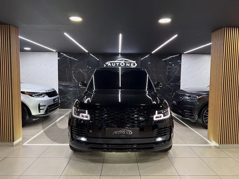 2018 Range Rover Vogue V8 autobiography (CLEANCARFAX)