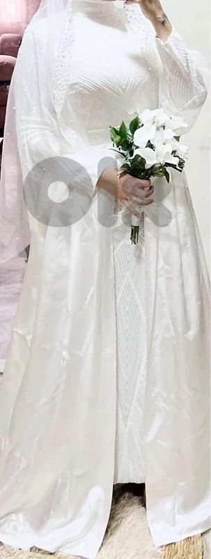 wedding dress