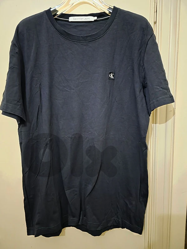 Calvin klein T.shirt size Large