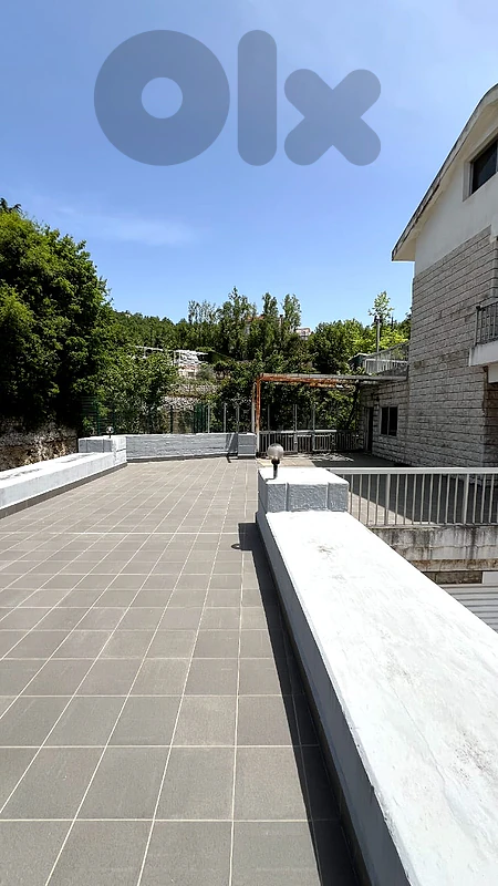 Triplex for sale Aachqout 450m 365,000$ للبيع شقة تريبلكس عشقوت