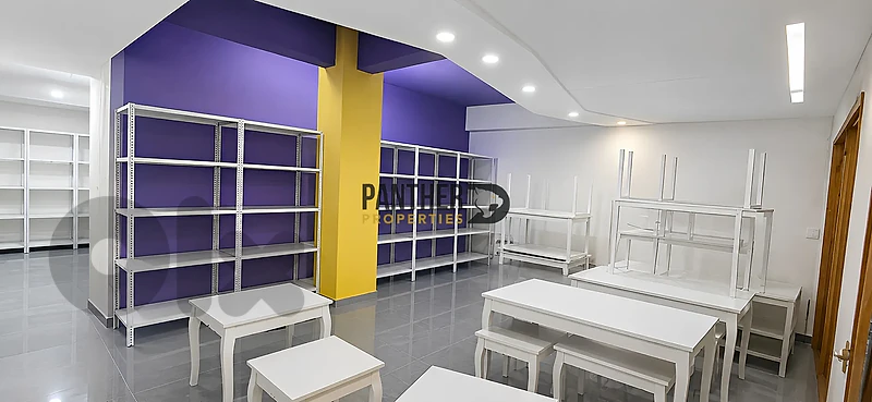 Shop for sale in Sin El Fil Ref#MC121