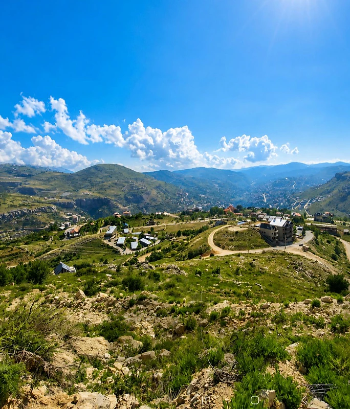 Prime Land for Sale – 1770m2 Chabrouh, Faraya | Main Road