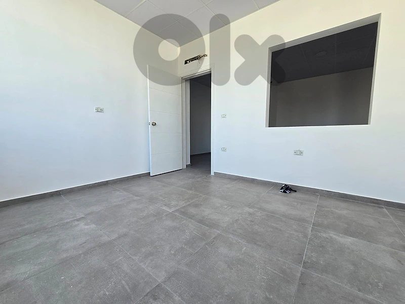RAO26-5249 Office for Rent – Adlieh | 80 m² | $900/Month