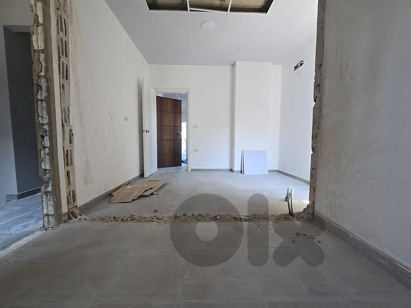 RAO26-5250 Office for Rent – Adlieh | 80 m² | $900/Month