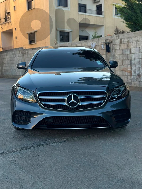 E300 2019 carfax: clean