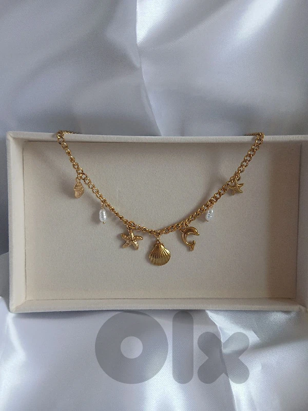 beach necklace