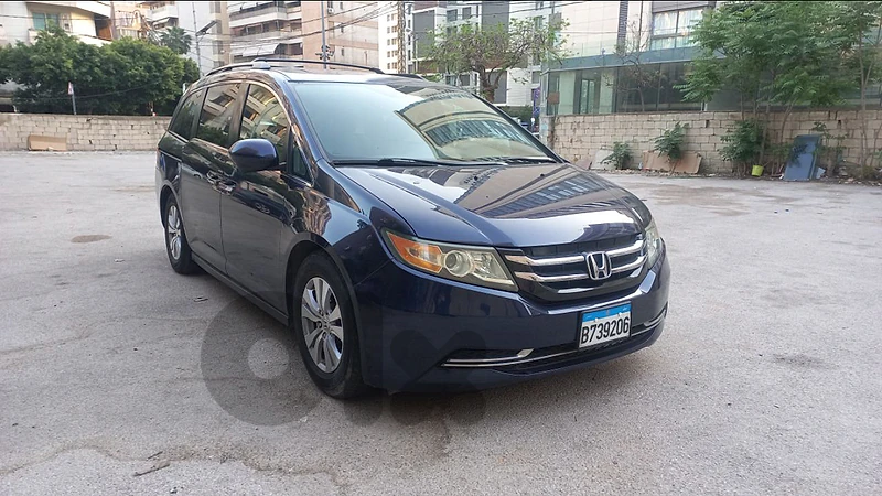 Wonderful Honda Odyssey 8 seater-Sunroof-سعر مغر Wonderful Honda Odyssey 8 seater-Sunroof-سعر مغر