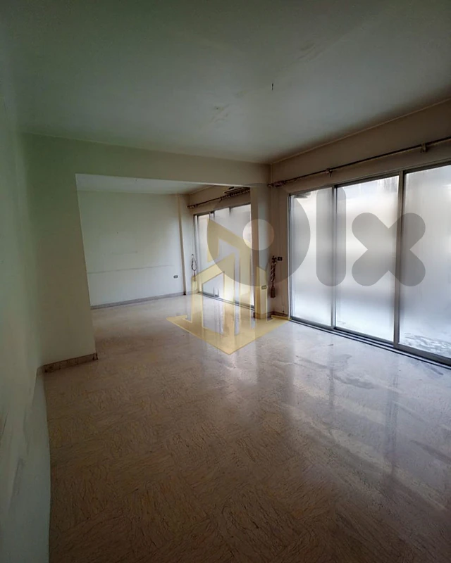 apartment for Sale in Hamra شقة للبيع في الحمرا
