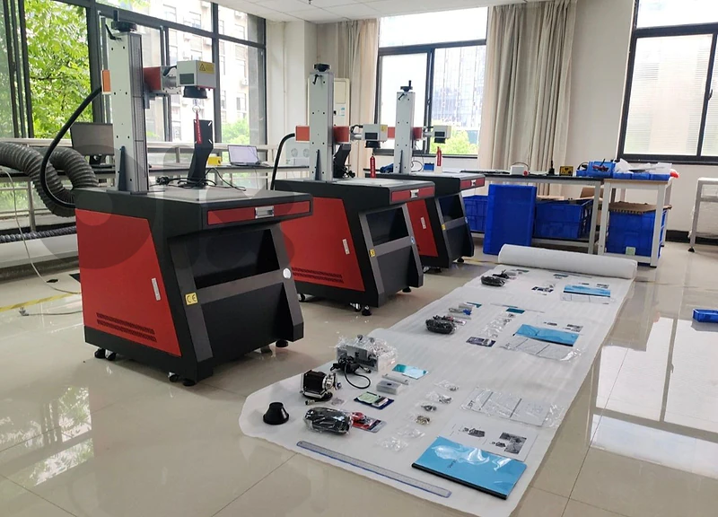Fiber laser