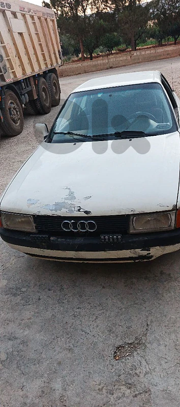 أودي أخرى 1988 1988