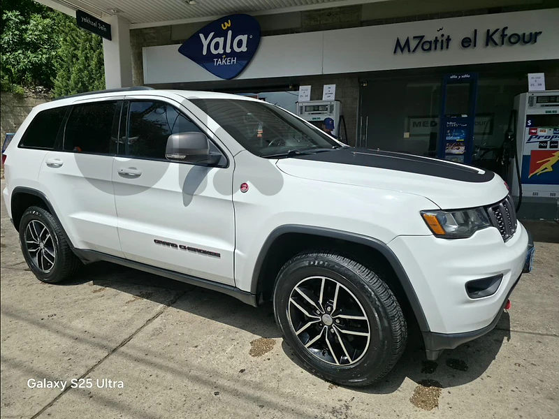 Jeep Grand Cherokee 2017 Grand Cherokee TRAIL HAWK