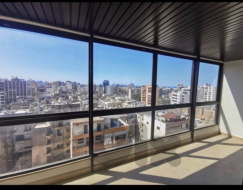 160m 5Rooms Office Commercial+ Parking Jdaide Se3a area Metn