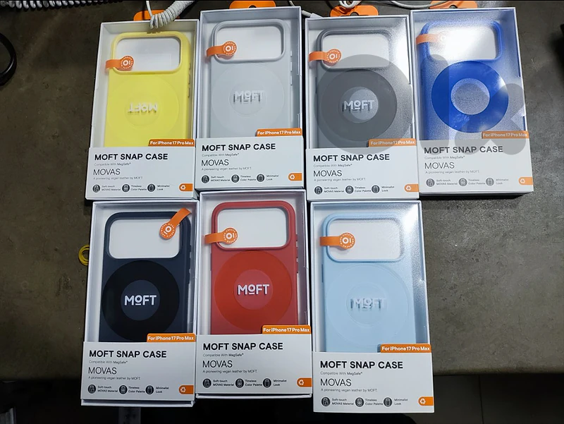 Moft Snap Case MOVAS or iPhone 17 Pro Max