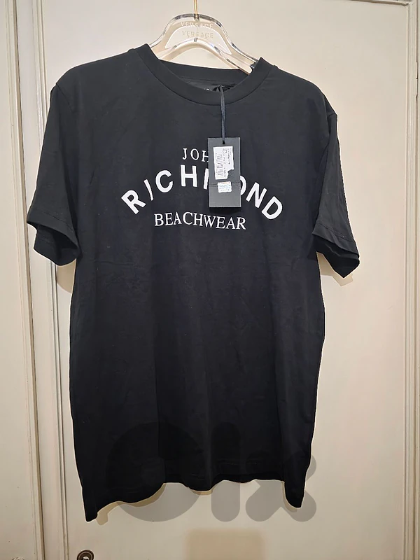 Richmond T shirt size Medium large