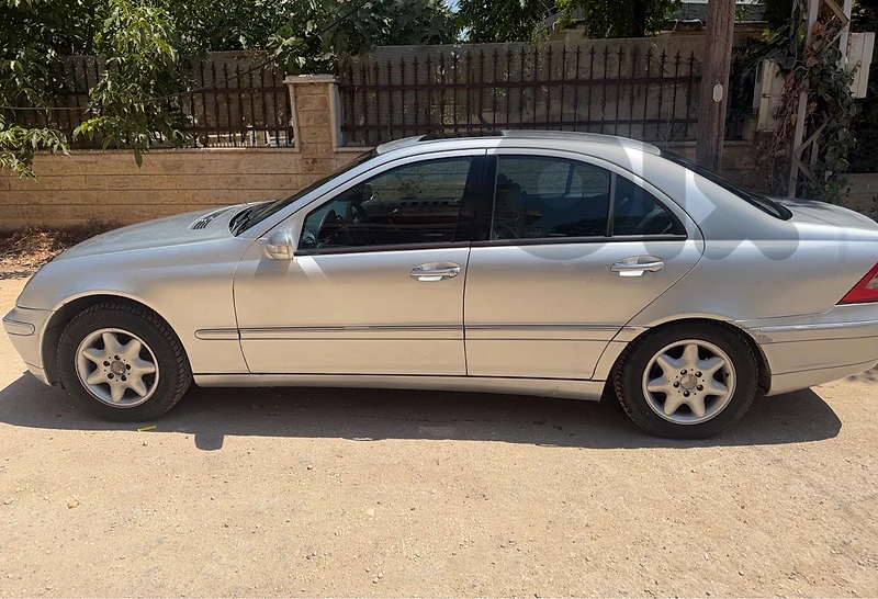 Mercedes-Benz C-Class 2001 c180