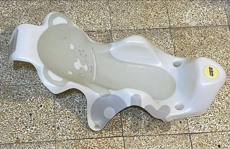 Mamas & Papas baby bath seat used like new 12$ Byrt Ashrafiye 03723895