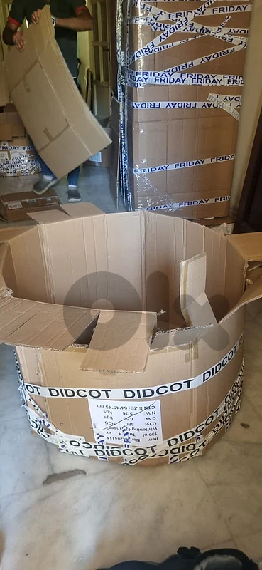 2 chandeliers in good condition