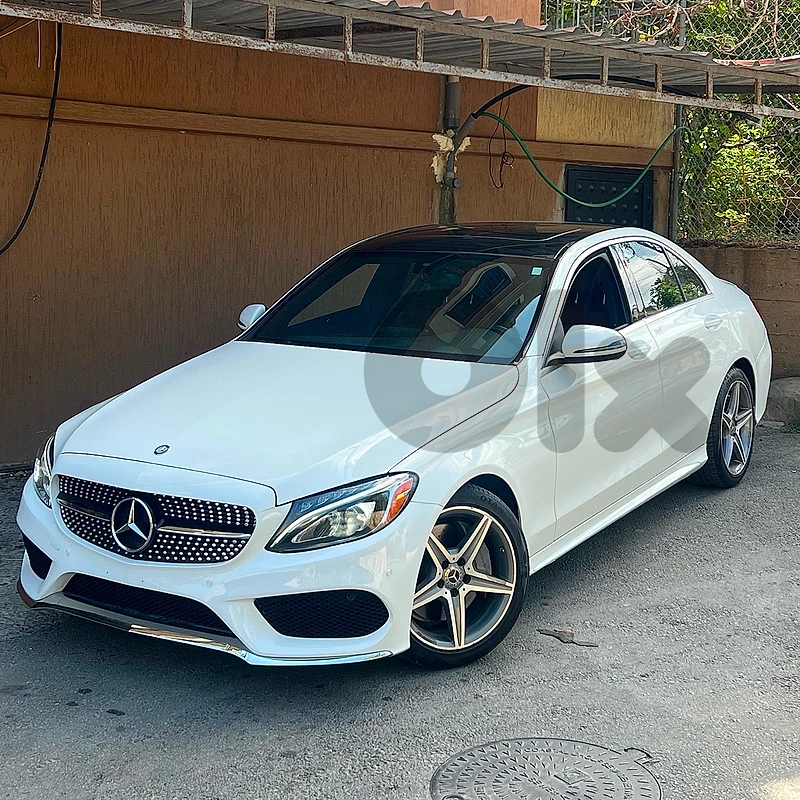 Mercedes-Benz C-Class 2018 white/red