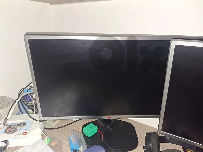 شاشة LG واحدة 24 إنش – تعمل (موديل 24MP56HQ-S) - monitor - screen