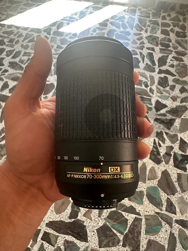 nikon lens