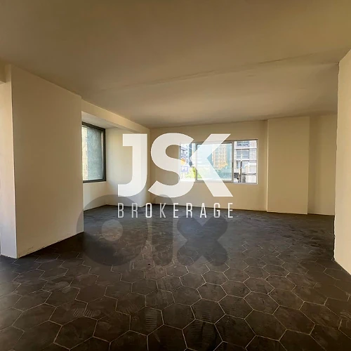 L22000 Office in Strategic Building For Rent in Badaro