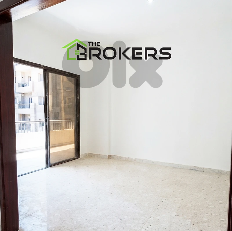 Apartment for Sale in Mar Elias شقة للبيع في مار الياس