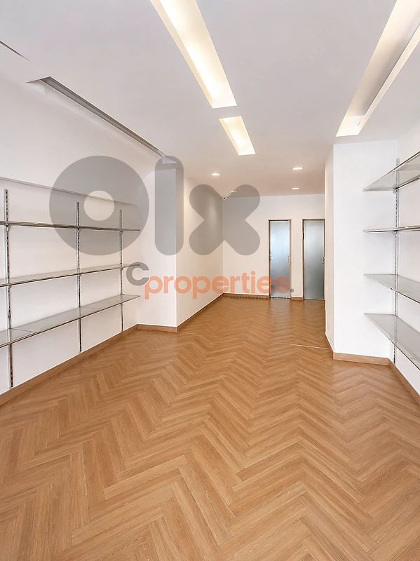 Shop For Sale in Hazmieh محل للبيع في الحازمية CPCH64