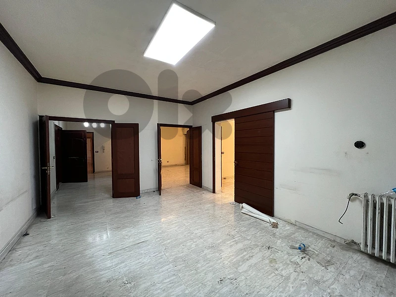 Apartment for Rent in Verdun -MQHH0070- شقة للإيجار في فردان