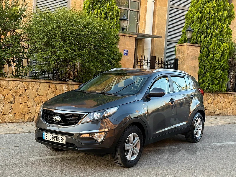 Kia Sportage 2015 (4WD) مصدر و صيانة شركه مالك واحد super clean car