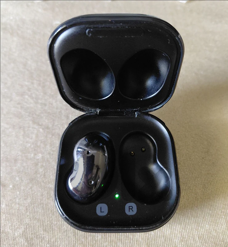 Samsung galaxy buds live