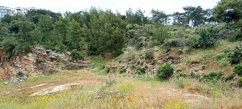 Land for Sale in Batroun - أرض للبيع في البترون