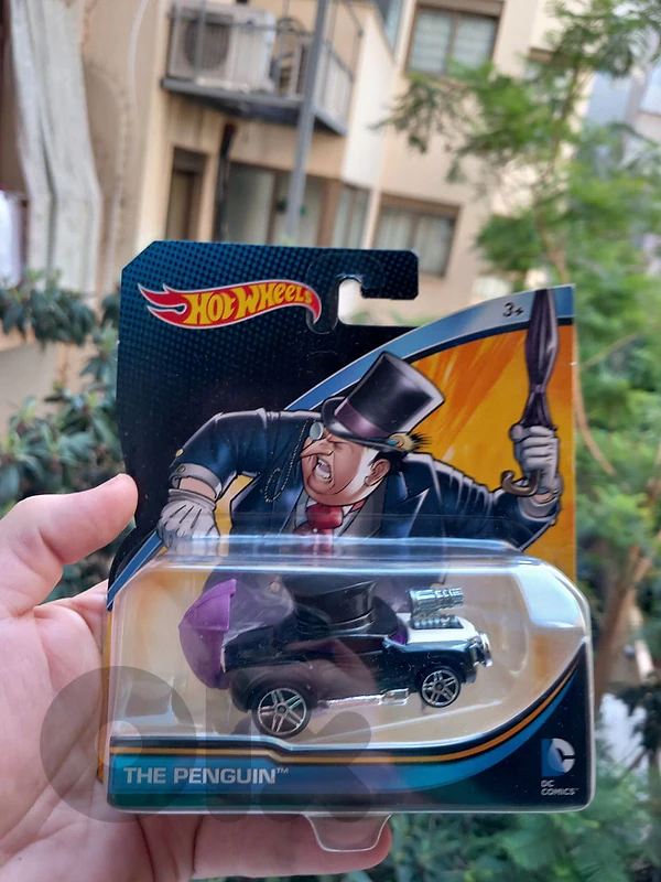 BATMAN COLLECTION Hot Wheels 2015 DC Comics 1/64