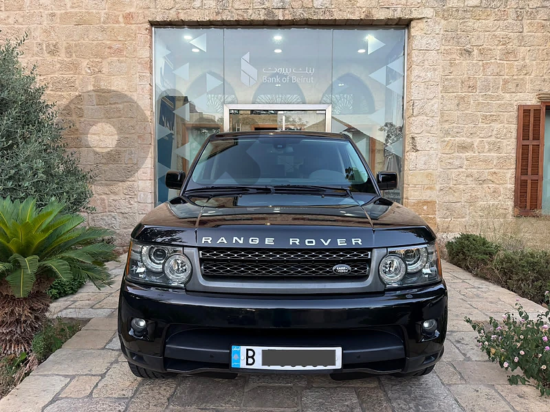 Range Rover Sport 2010 HSE V8 Clean Carfax ! Like New ( Personal Use )