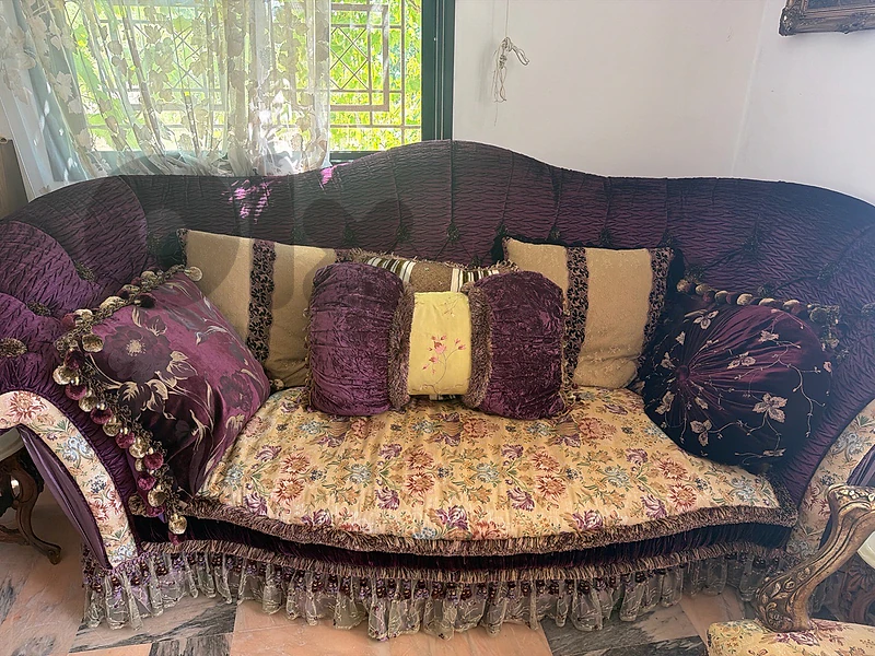 full classic sitting room