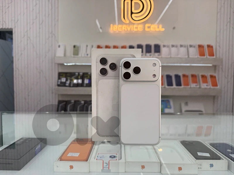 IPhone 17 Pro Max 256Gb sim Open box still such new :