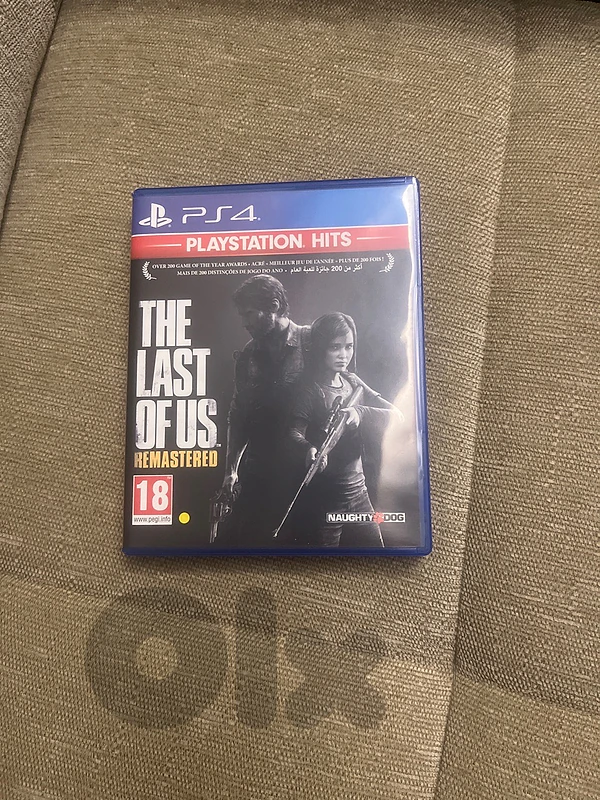 red dead redemption 2 and last of us part 1 slightly used