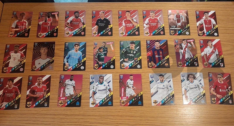 2024 Panini 24pcs Football Cards $16