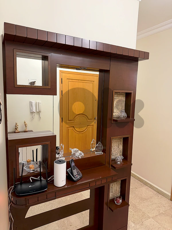 Wooden Entrance Console with Mirror / كونسول مدخل خشب ممتاز