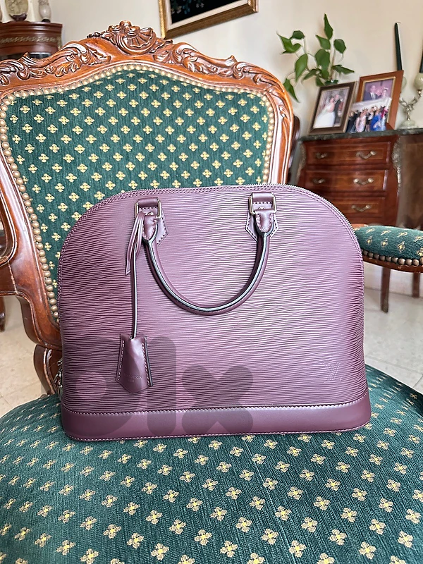 Original Louis Vuitton Alma bag