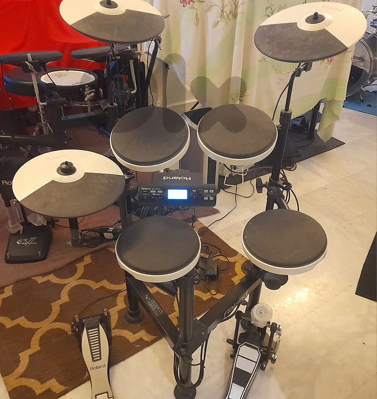 roland TD4 electric drums